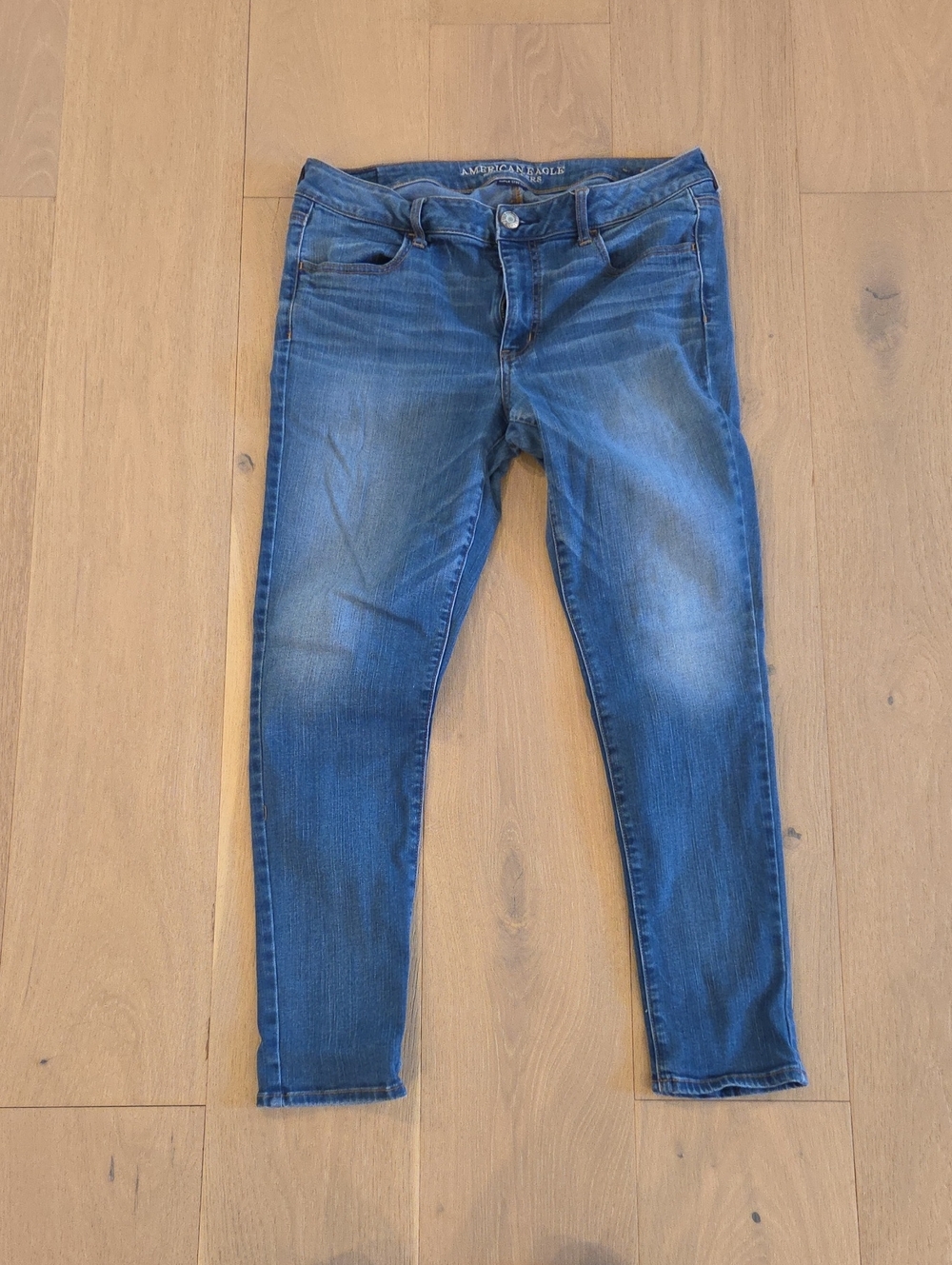 American Eagle Outfitters Blue Skinny Jeans with Subtle Fading